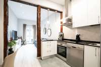 living - 45m² apartment for rent in Cortes / Huertas, Madrid - gallery thumbnail - 4