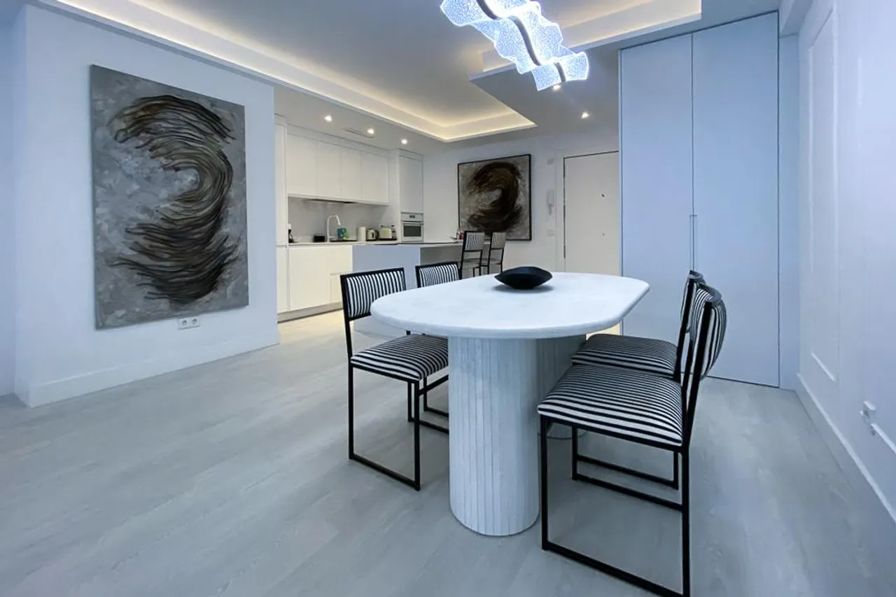 living - Piso de 100m² en alquiler en Recoletos, Madrid - gallery - 6