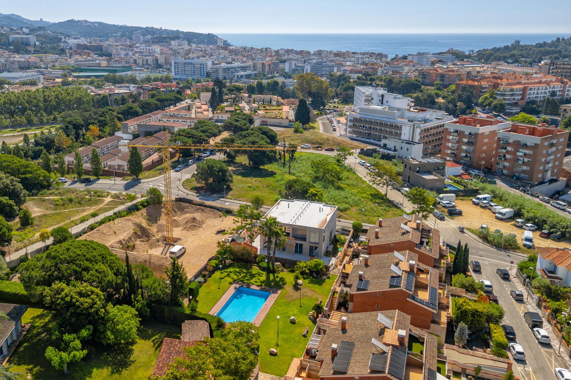 living - Casa / villa de 345m² en venta en Lloret de Mar - gallery thumbnail - 6