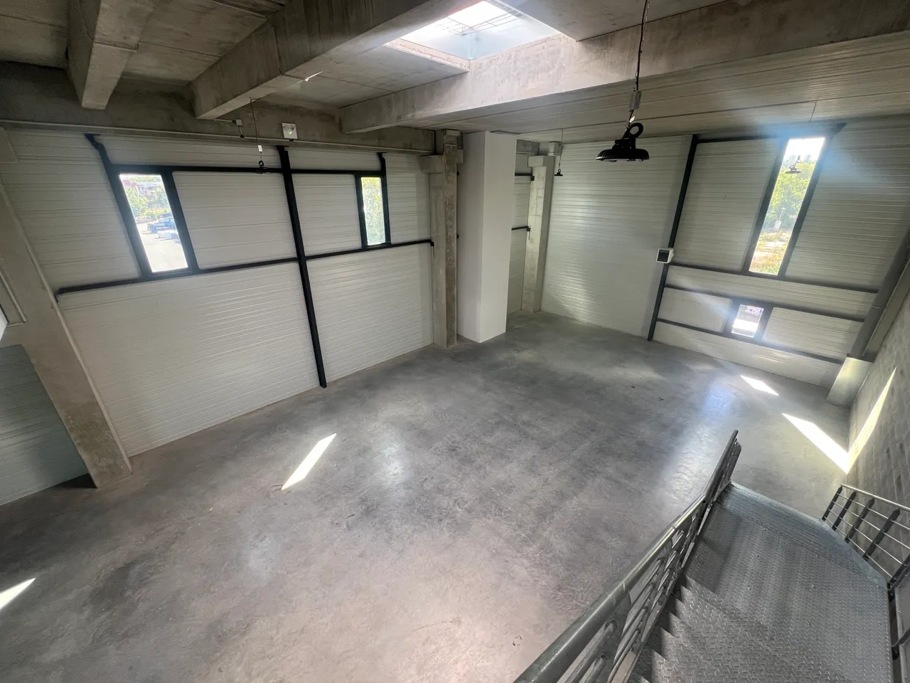 logistics - Activités / Bureaux À Louer - gallery - 10