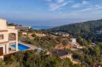 living - Parcela de 726m² en venta en Sa Riera, Costa Brava - gallery thumbnail - 2