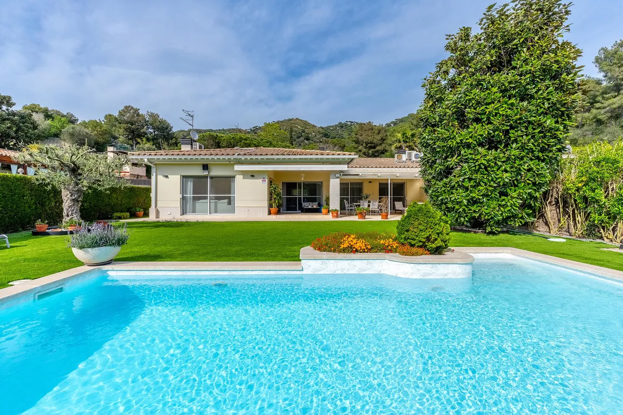 living - Casa / villa de 533m² en venta en Teià, Barcelona - gallery - 2