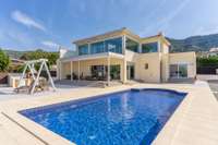 living - 290m² house / villa for sale in Bay of Roses, Costa Brava - gallery thumbnail - 2