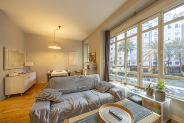 living - Piso de 123m² con 20m² terraza en venta en Gran Vía - featured