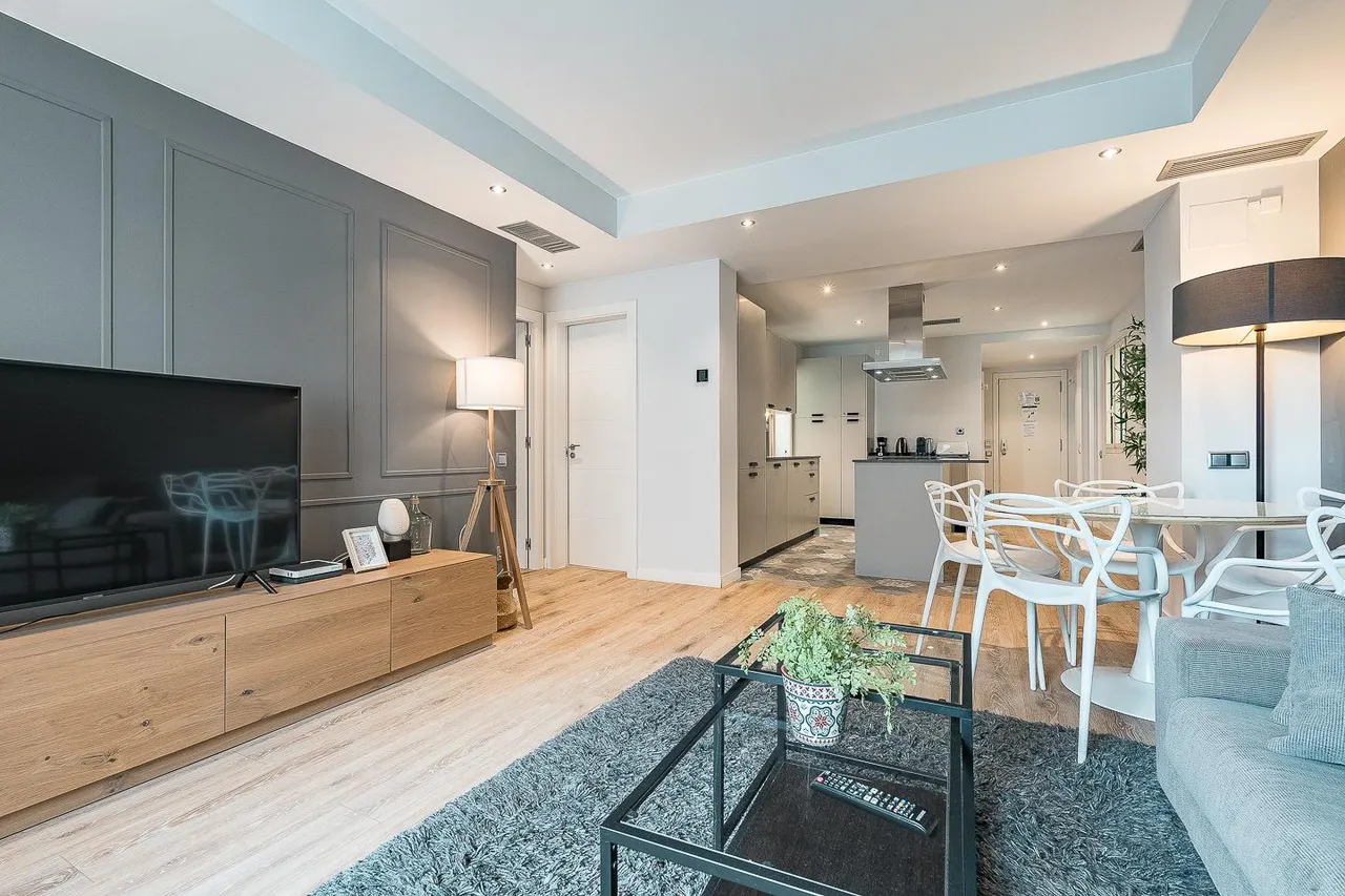 living - Piso de 96m² en venta en Eixample Derecho, Barcelona - gallery - 9