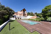 living - 816m² house / villa for sale in Las Rozas, Madrid - gallery thumbnail - 2