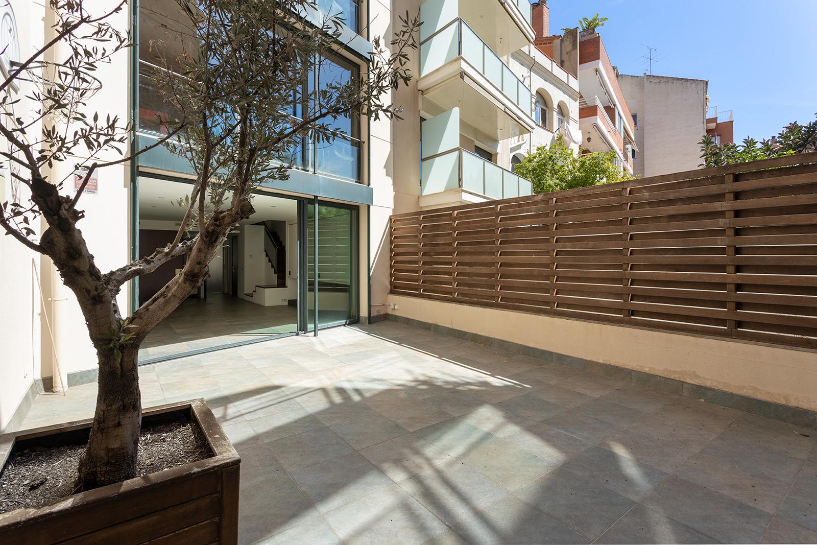 living - 422m² house / villa with 71m² terrace for sale in Sarrià - gallery thumbnail - 5