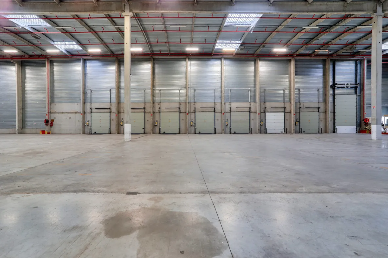 logistics - Entrepôt Logistique À Louer - gallery - 4