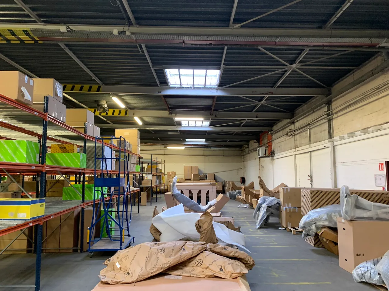 logistics - Activités / Bureaux À Louer - gallery - 3
