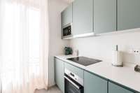 living - 90m² apartment for rent in La Latina, Madrid - gallery thumbnail - 9