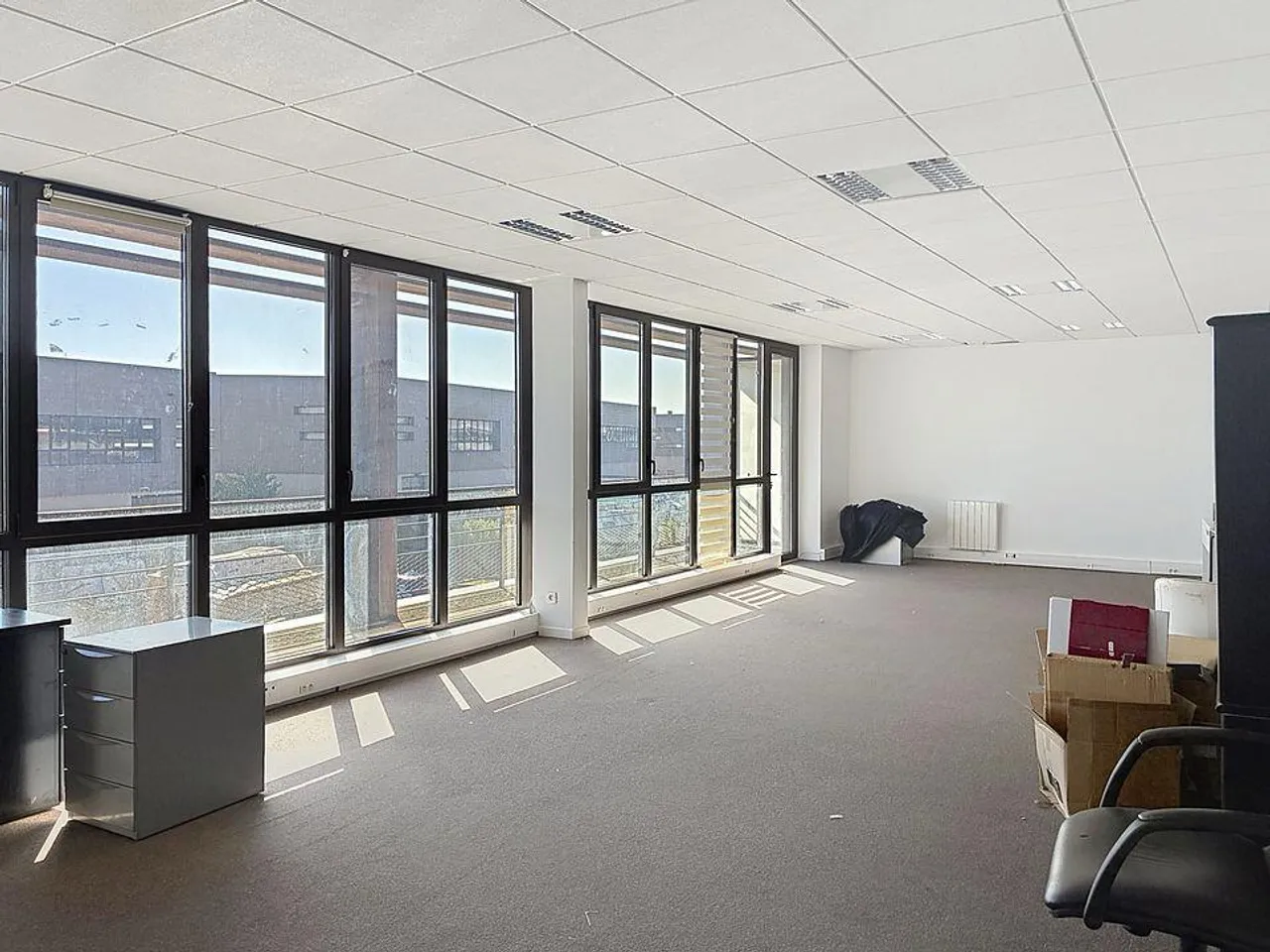 logistics - Activités / Bureaux À Louer - gallery - 10