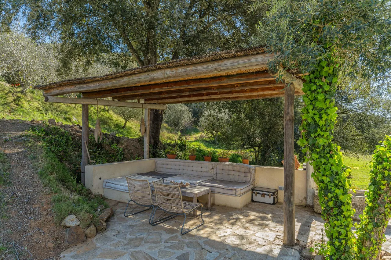 living - 642m² country house for sale in Baix Empordà, Girona - gallery - 9