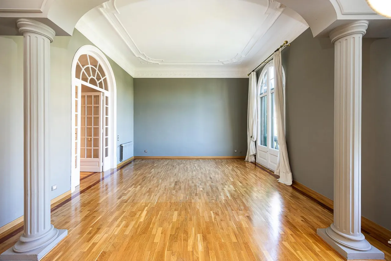 living - 217m² apartment with 10m² terrace for sale in Eixample Left - gallery - 2