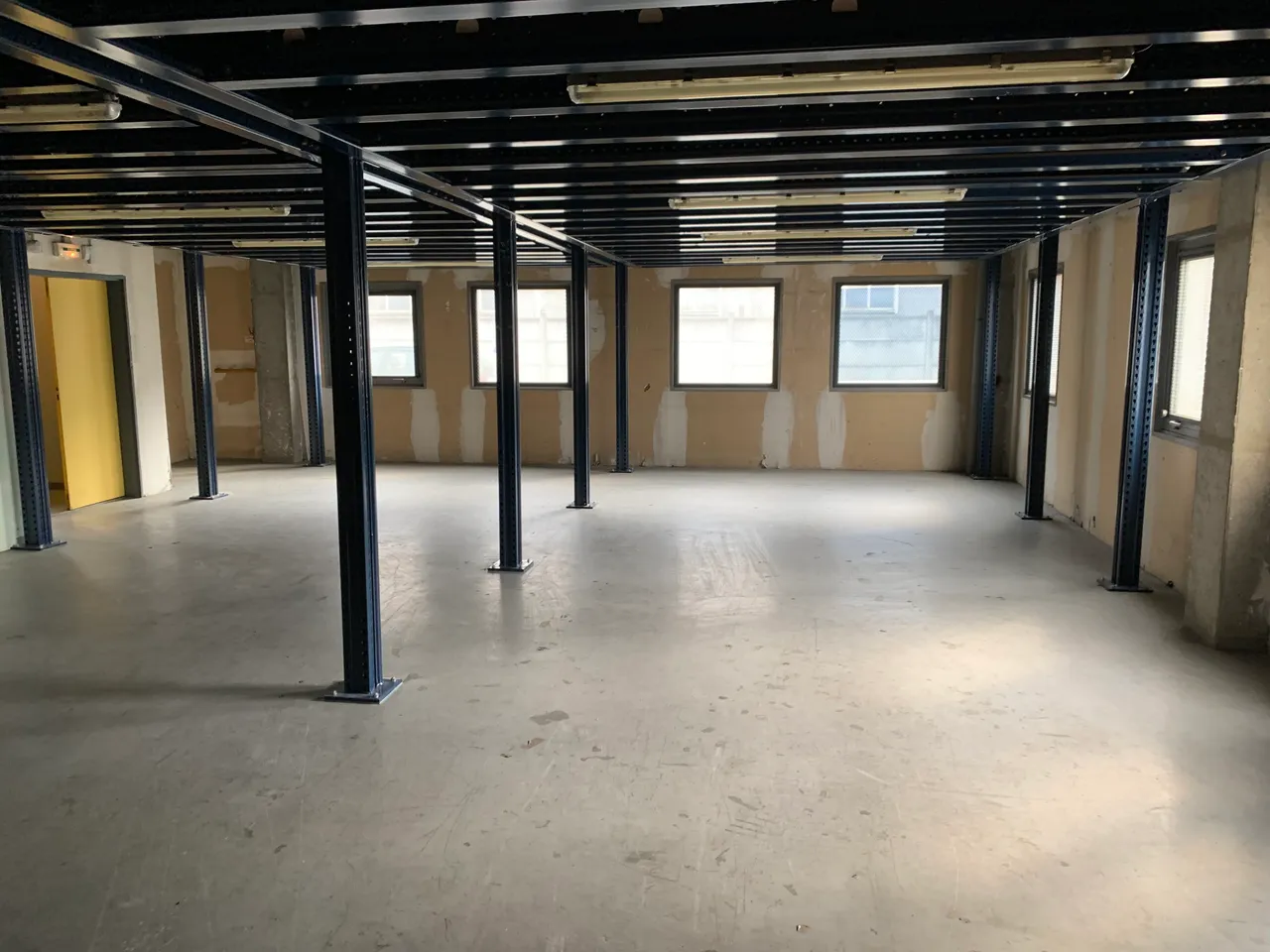 logistics - Activités / Bureaux À Louer - gallery - 6