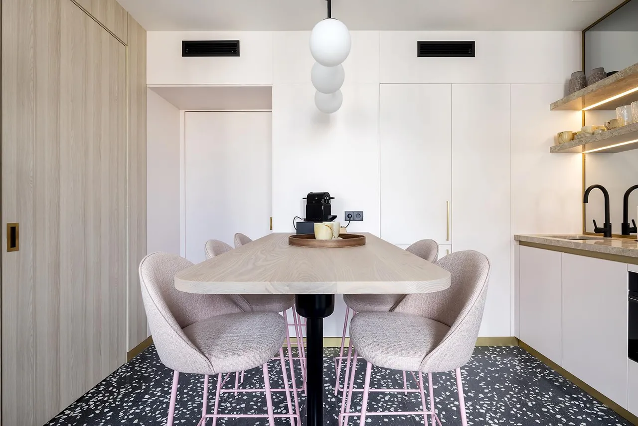 living - Piso de 80m² en alquiler en Eixample Derecho, Barcelona - gallery - 5
