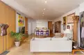 living - Piso de 110m² en venta en Lloret de Mar, Costa Brava - gallery thumbnail - 6