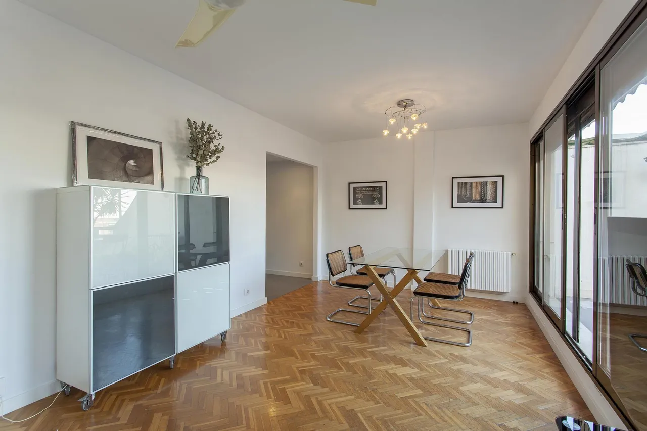 living - Ático de 2 dormitorios con terraza, en alquiler en Pla del Real - gallery - 6