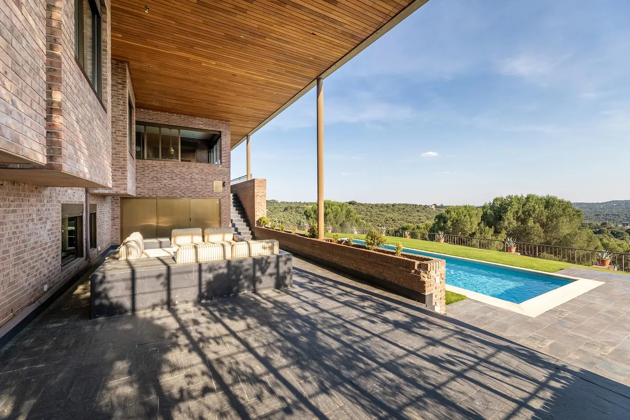 living - 897m² house / villa for sale in Torrelodones, Madrid - gallery - 10