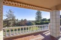 living - 325m² house / villa with 1,050m² garden for sale in Valencia Region - gallery thumbnail - 7