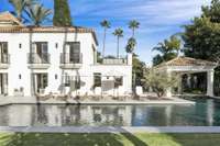 living - Casa / villa de 603m² con 342m² terraza en venta en Nueva Andalucía - gallery thumbnail - 2