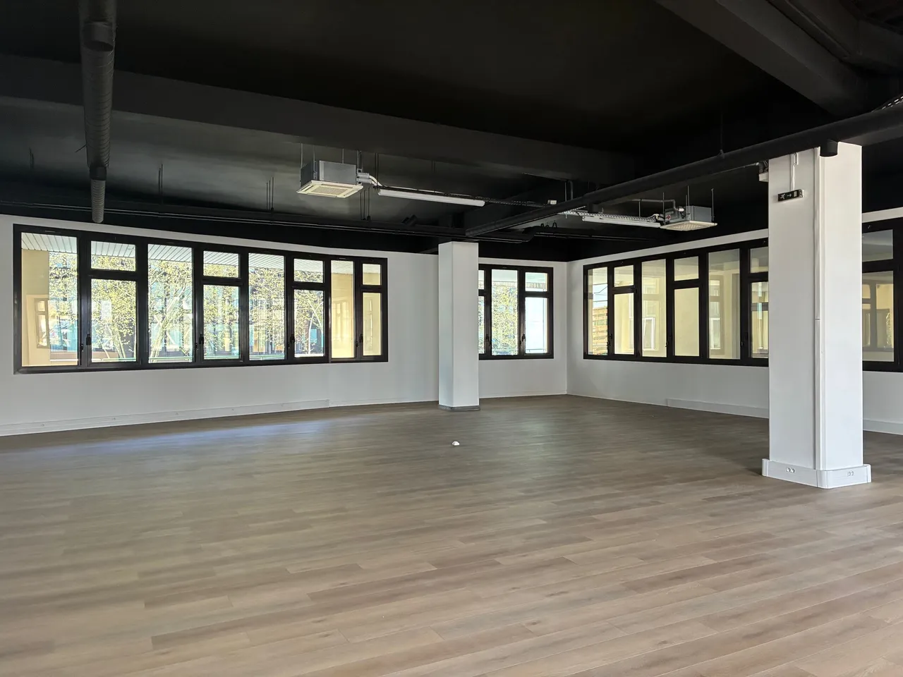 logistics - Activity Facility For Rent - gallery - 4