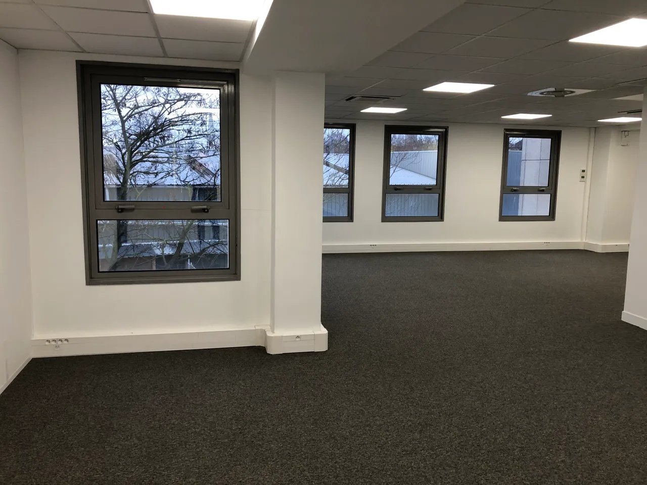 logistics - Activity Facility For Rent - gallery - 7