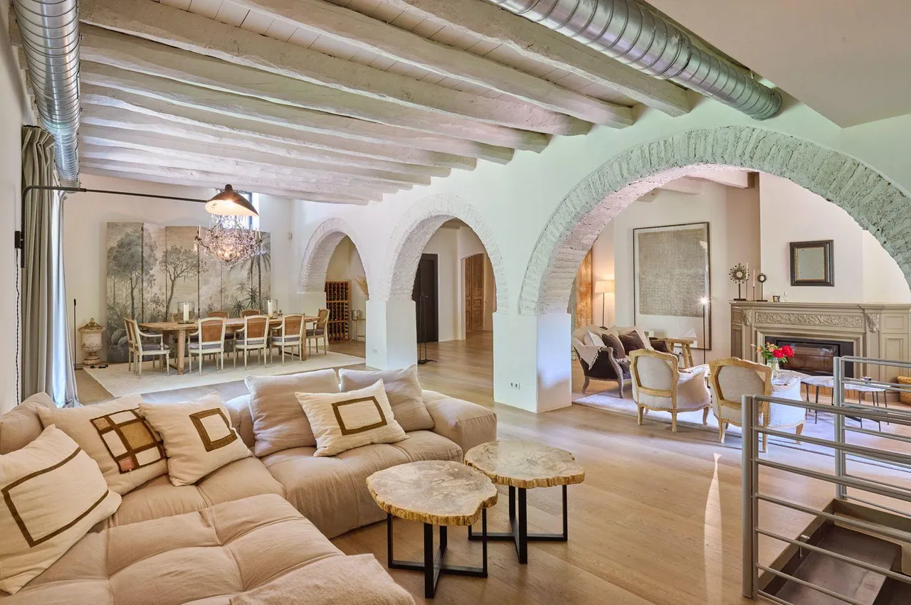 living - 752m² house / villa for sale in Alella, Barcelona - gallery - 4