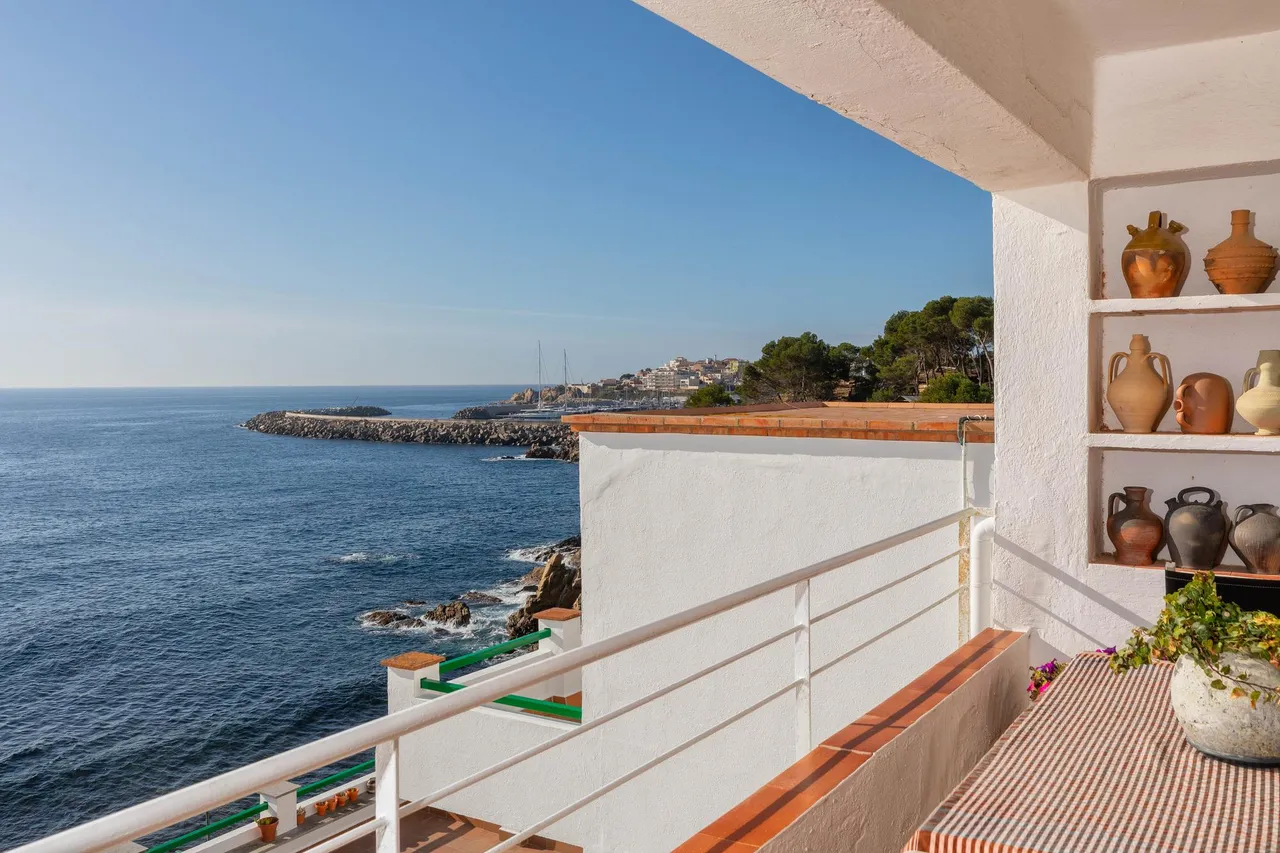 living - 230m² house / villa with 70m² terrace for sale in Palamós - gallery - 5