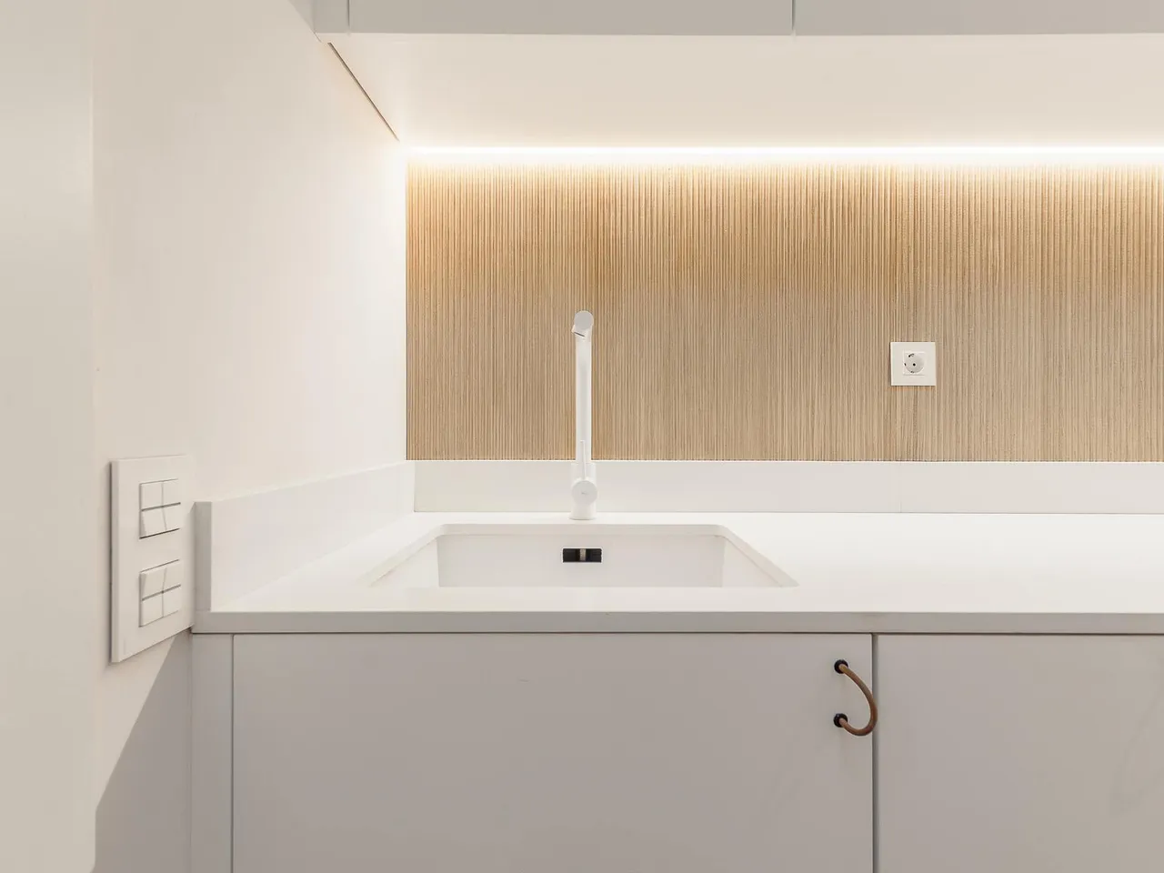 living - 90m² apartment for sale in Eixample Right, Barcelona - gallery - 7