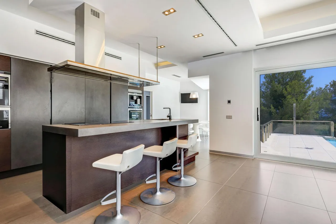 living - Villa de 880 m² en venta en Blanes, Costa Brava - gallery - 9