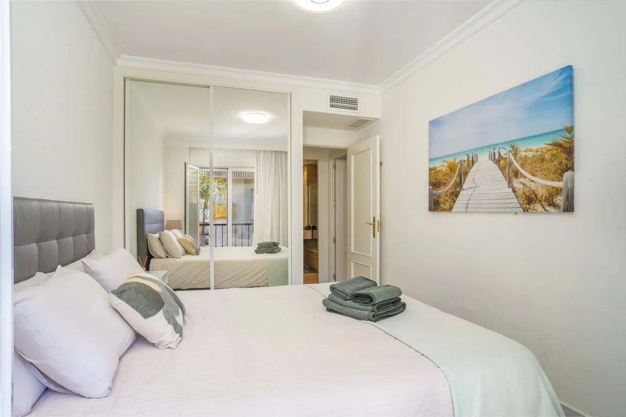 living - 82m² apartment with 18m² terrace for sale in Puerto Banús - gallery - 10