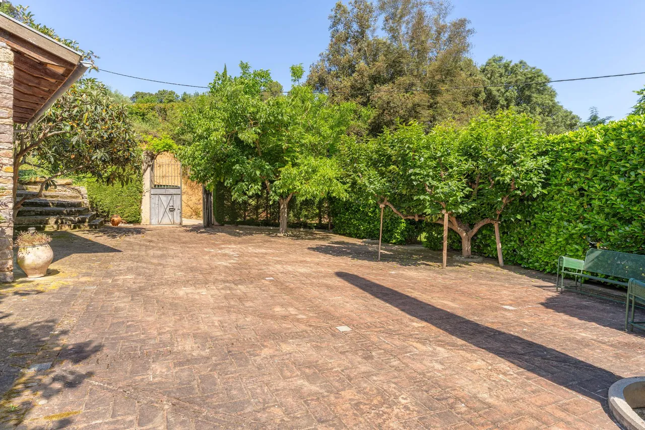 living - 480m² country house for sale in Baix Empordà, Girona - gallery - 5
