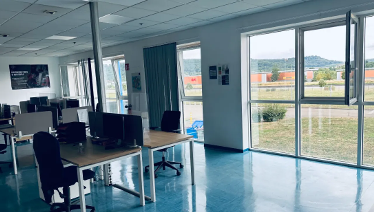 logistics - Entrepôt Logistique À Louer - gallery - 5