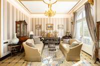 living - Piso de 273m² con 12m² terraza en venta en Eixample Izquierdo - gallery thumbnail - 5