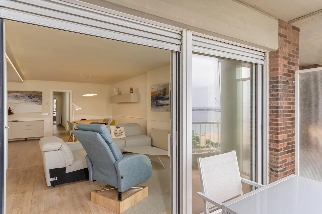 living - Piso de 126m² con 16m² terraza en venta en Palamós - gallery - 10