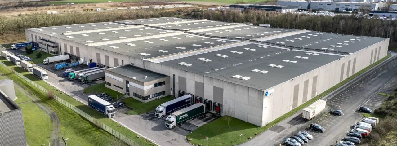 logistics - Entrepôt Logistique À Louer - gallery - 2