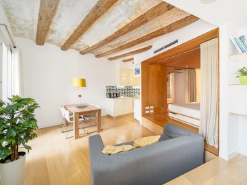 living - Piso de 53m² en venta en Sant Antoni, Barcelona - featured