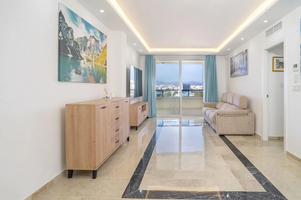 living - Piso de 109m² con 14m² terraza en venta en Marbella Centro - gallery - 3