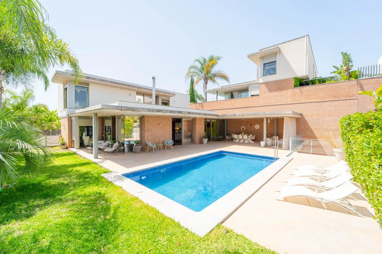 living - Casa / villa de 716m² en venta en Bétera, Valencia - gallery - 2