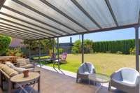 living - 292m² house / villa for sale in Sant Vicenç de Montalt - gallery thumbnail - 5