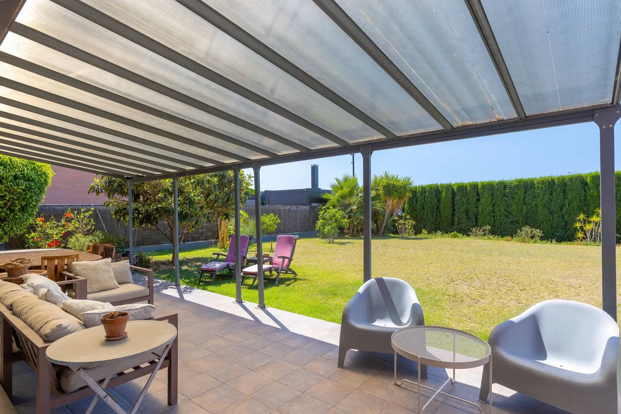 living - Casa / villa de 292m² en venta en Sant Vicenç de Montalt - gallery - 5