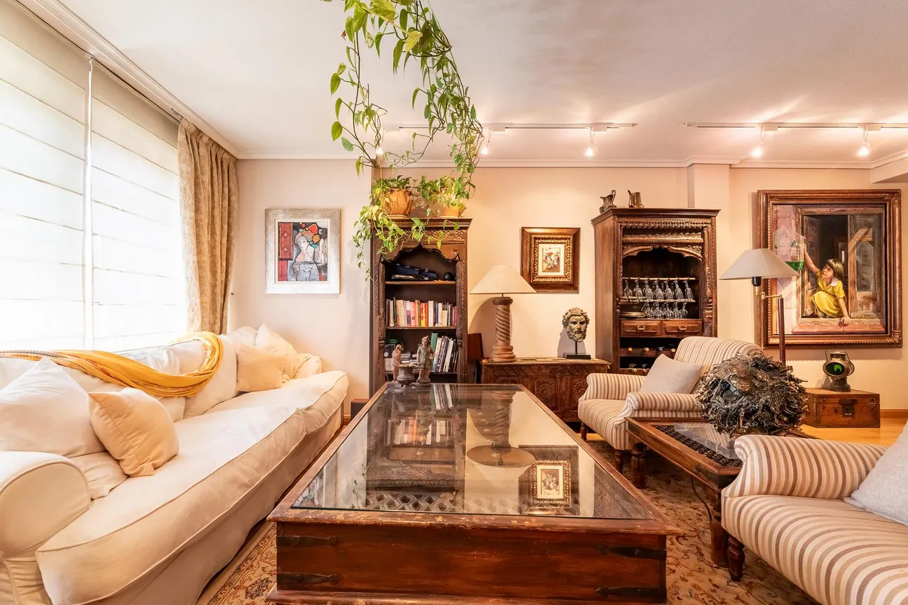 living - Ático de 212m² con 61m² terraza en venta en Majadahonda - gallery - 6