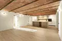 living - Piso de 143m² en venta en Gótico, Barcelona - gallery thumbnail - 2