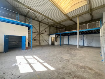 logistics - Activités / Bureaux À Louer - featured