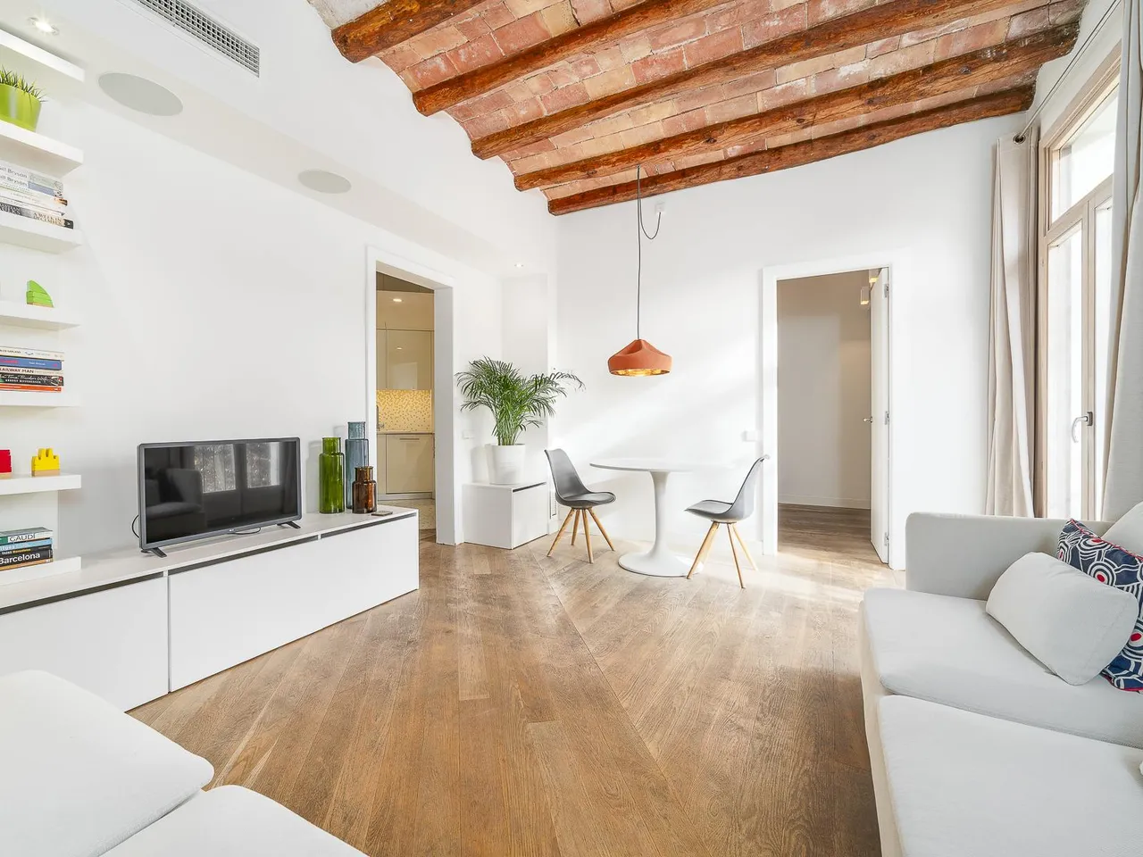 living - Piso de 80m² en venta en Sant Antoni, Barcelona - gallery - 6
