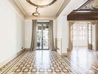living - Piso de 196m² con 7m² terraza en venta en Eixample Derecho - gallery thumbnail - 1