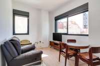 living - Piso de 90m² en venta en Hospitalet de Llobregat, Barcelona - gallery thumbnail - 9