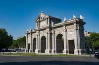 living - Piso de 270m² en venta en Recoletos, Madrid - gallery thumbnail - 3