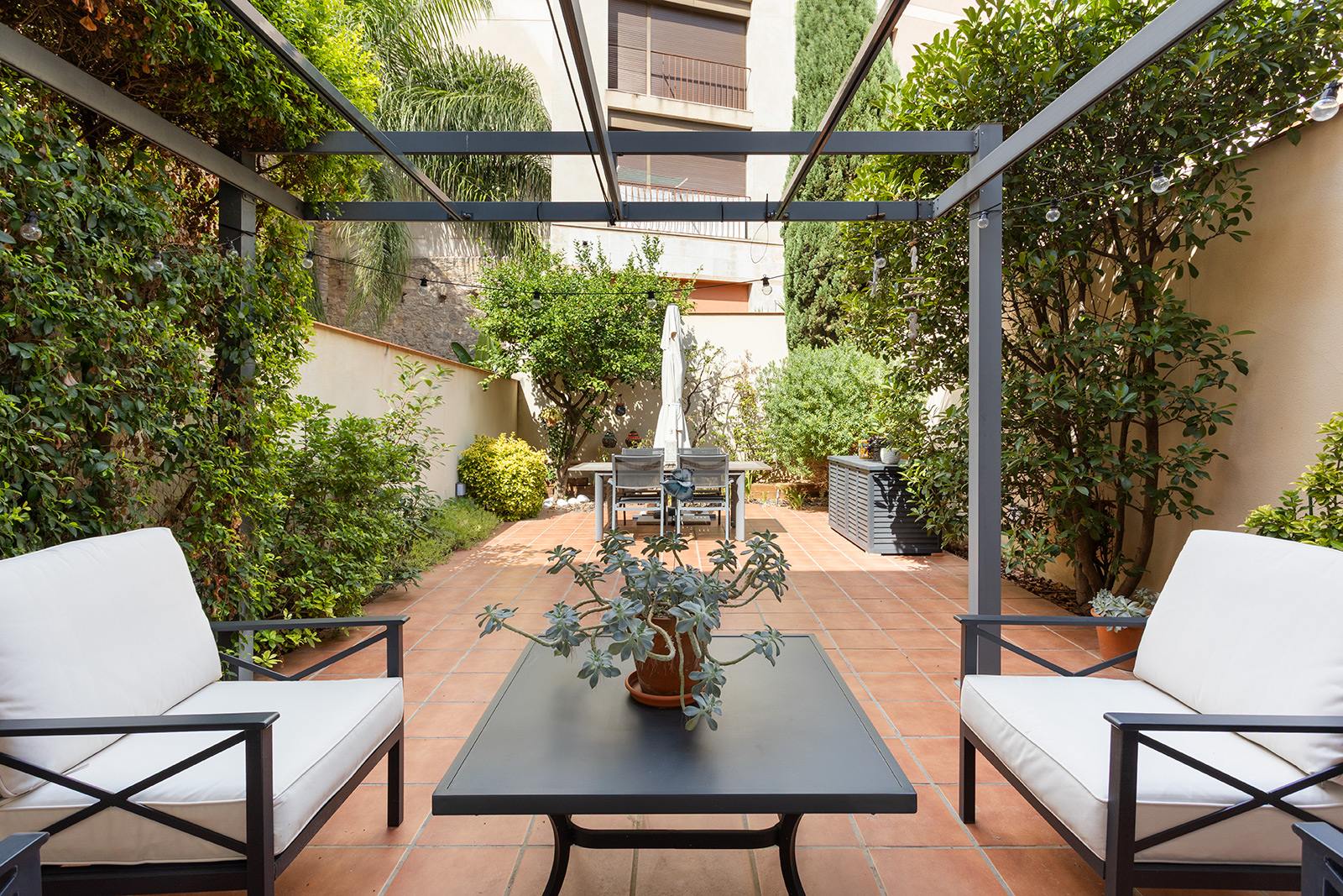 living - 258m² house / villa with 60m² terrace for sale in Les Corts - gallery thumbnail - 6
