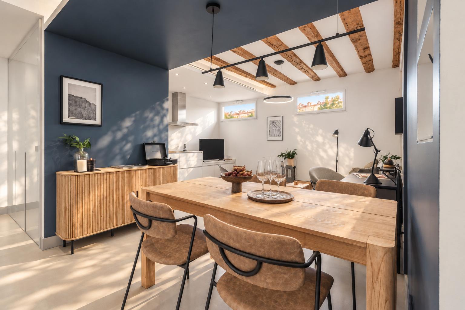 living - 78m² apartment for sale in Malasaña, Madrid - gallery - 8